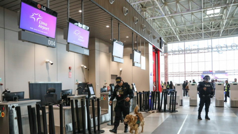 Inauguran un nuevo aeropuerto en Lima que espera 30 millones de pasajeros