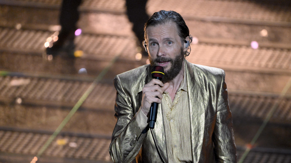 Jovanotti, popolo Iran merita la pace e un futuro di libert&agrave;