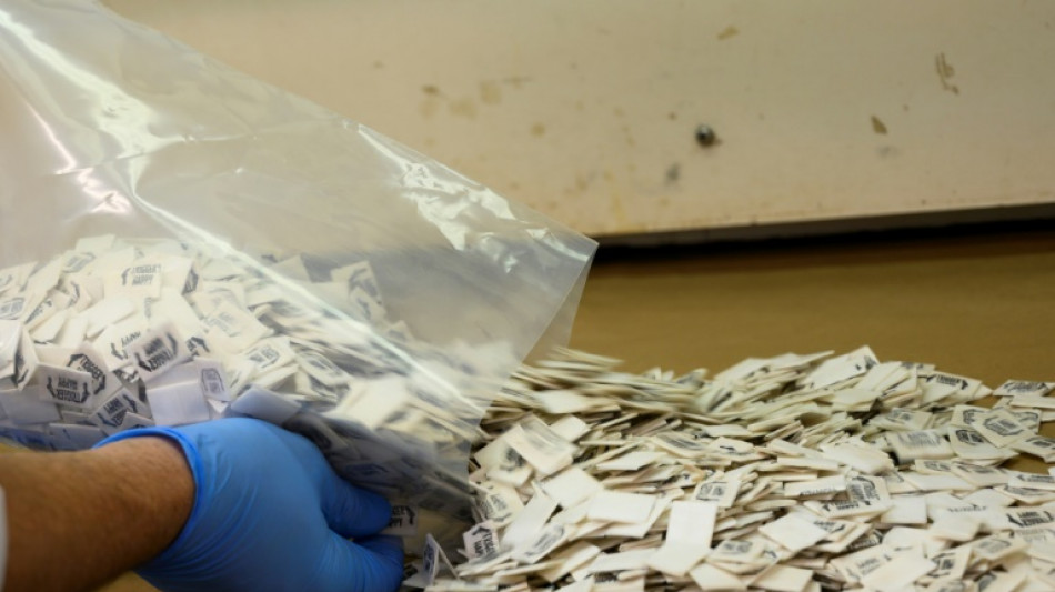 US warns of &#039;mass overdoses&#039; from fentanyl-spiked drugs