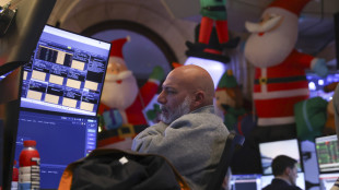 Wall Street apre negativa, Dj -0,24%, Nasdaq -0,32%