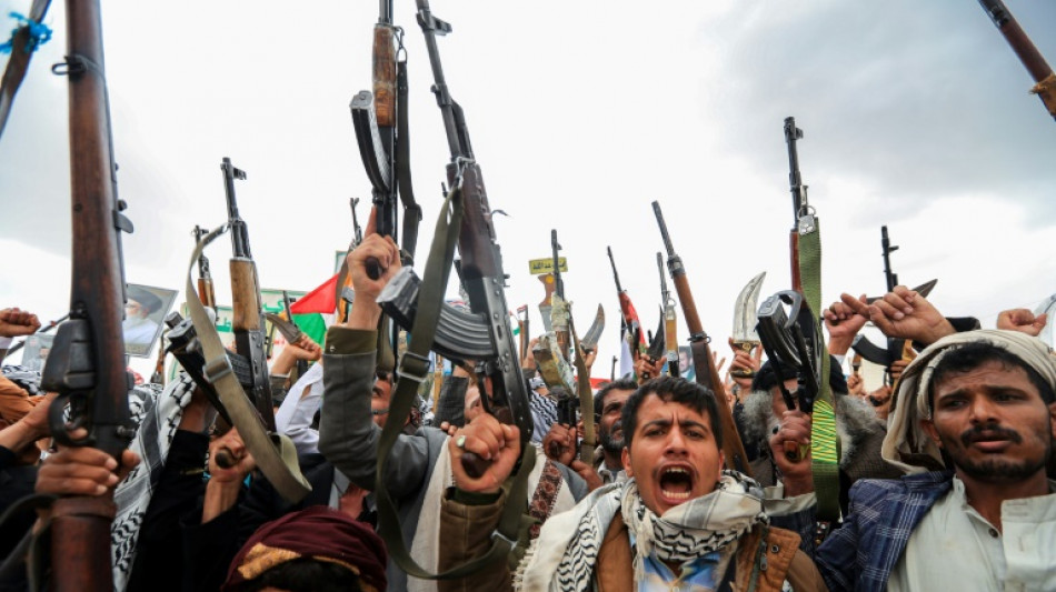 I&ecirc;men sofre bombardeios de EUA e Israel ap&oacute;s atacar principal aeroporto israelense