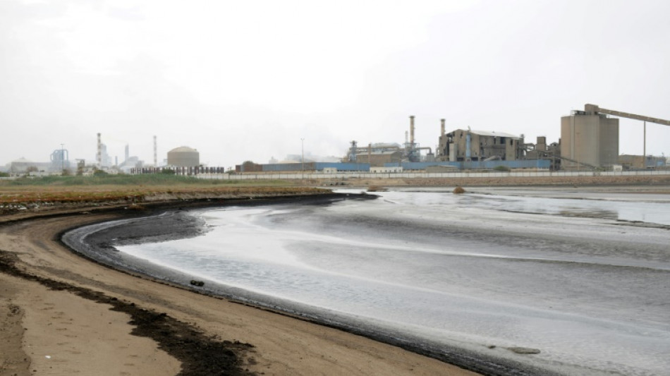 Tunisia U-turn on phosphate plant sparks anger in blighted city
