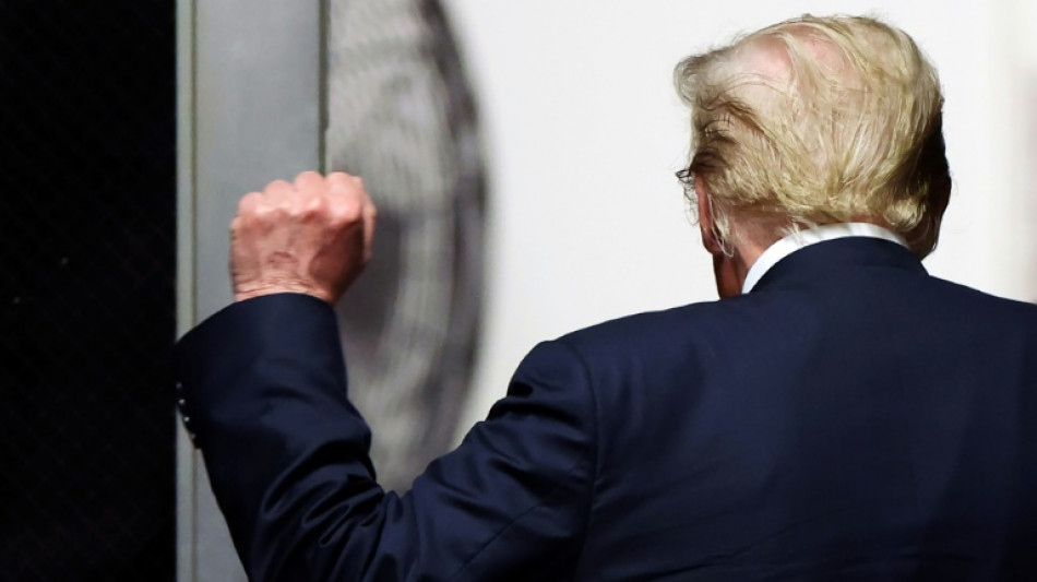 Donald Trump enfrenta senten&ccedil;a simb&oacute;lica, mas hist&oacute;rica