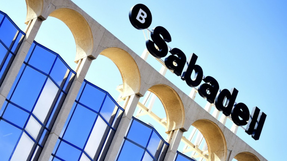 El Banco Sabadell decide devolver su sede a Catalu&ntilde;a
