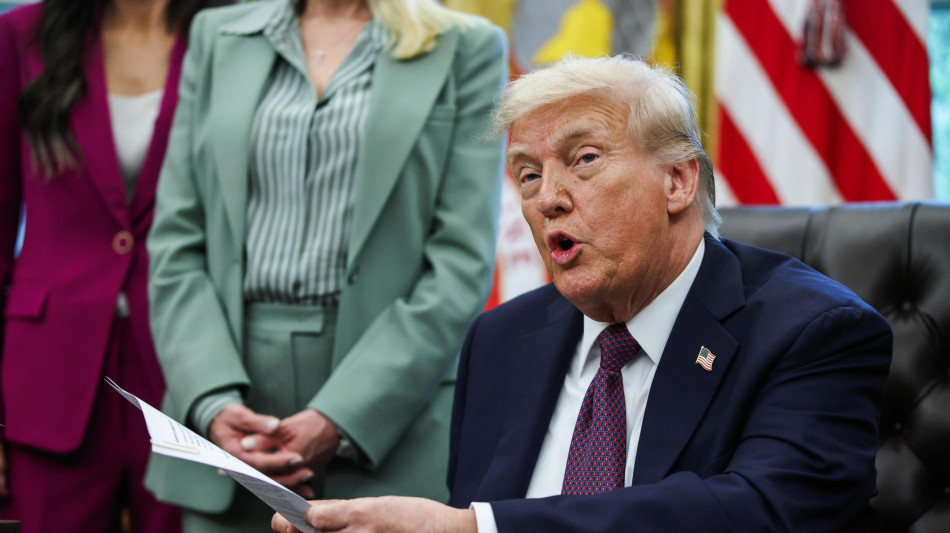 Trump, 'ho fatto causa al Nyt per 15mld dollari'