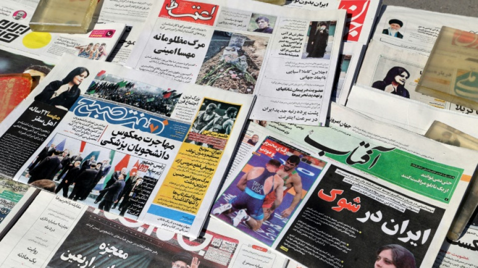Les Iraniens boulevers&eacute;s par la mort d'une femme arr&ecirc;t&eacute;e par la police des moeurs 