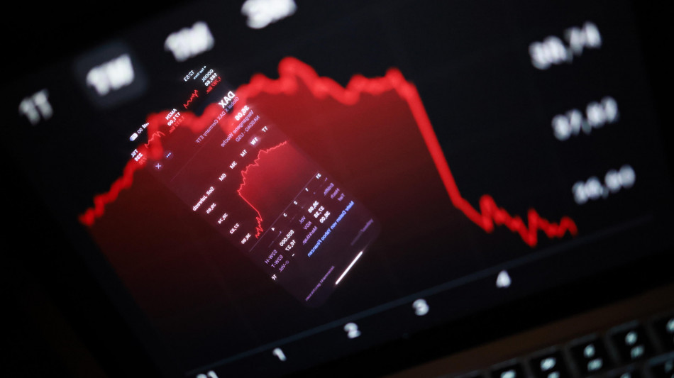 Borsa: Europa poco mossa, pesa stacco cedole a Milano (-0,9%)