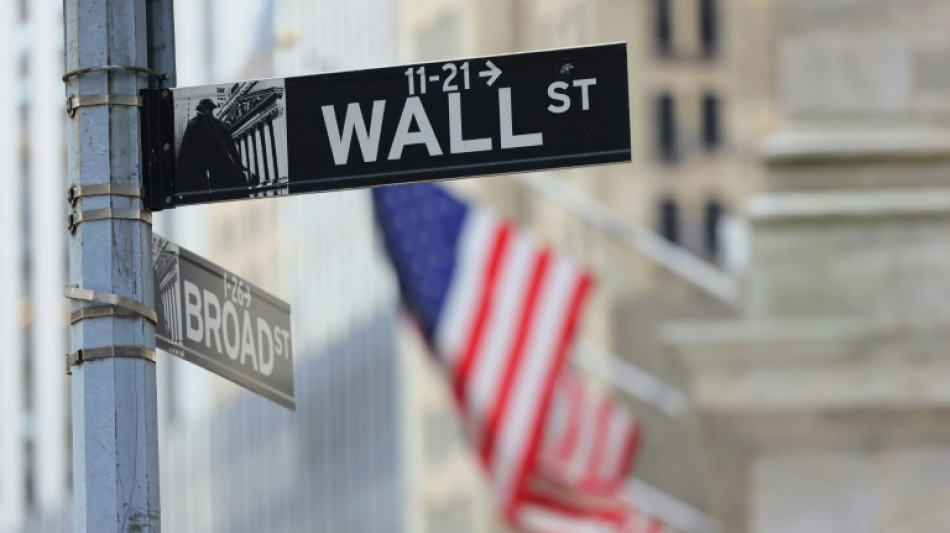 Wall Street termine l&eacute;g&egrave;rement dans le rouge apr&egrave;s l'inflation am&eacute;ricaine