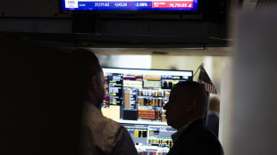 Borsa: l'Europa sale con lo shutdown, bene il lusso e chip