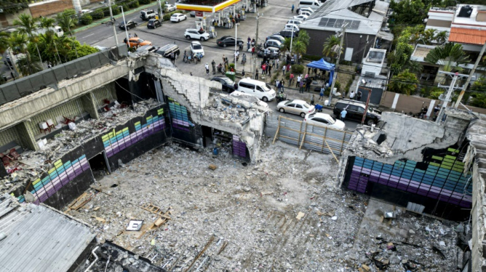 Donos de boate que desabou na República Dominicana são presos