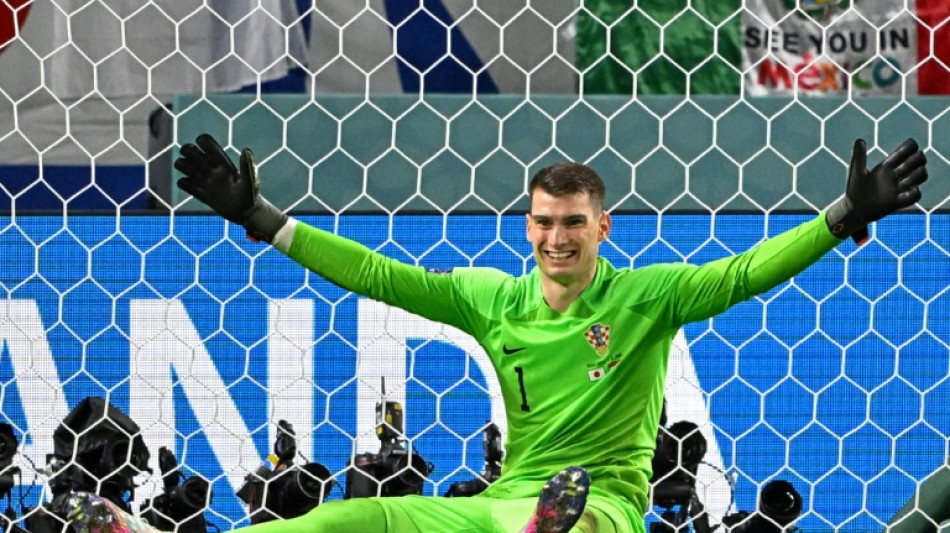 Croatia edge Japan in World Cup penalty shootout