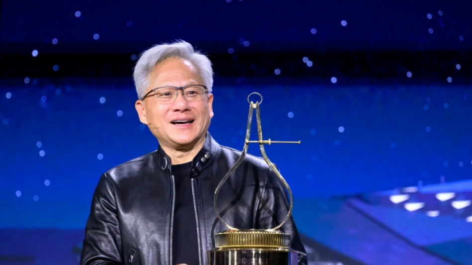 Nvidia reanuda la producci&oacute;n de chips para clientes chinos