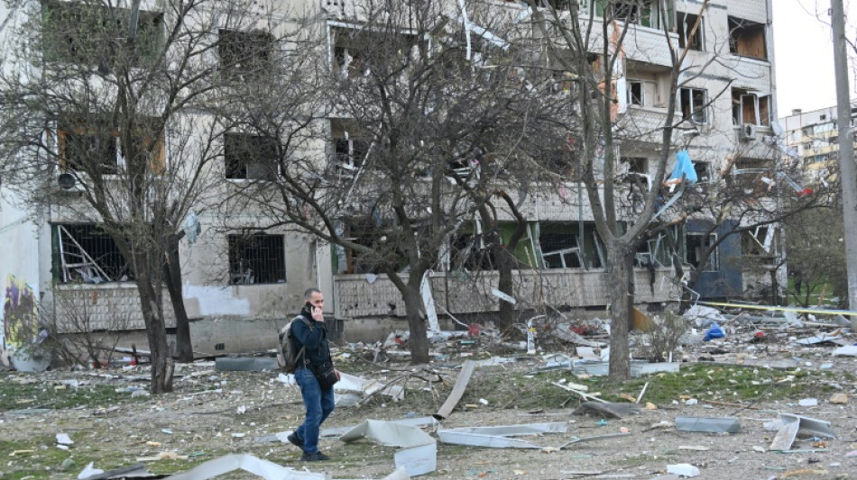 Zelenski afirma que Ucrania respetará la tregua de Putin por la Pascua, pero denuncia violaciones