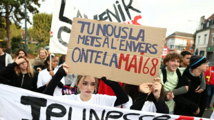 Les lyc&eacute;ens de nouveau dans la rue, avec l'appui inattendu de Greta Thunberg