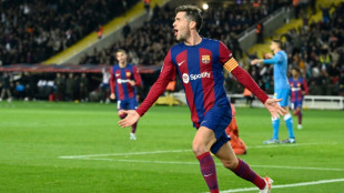 Barcelona vence Almer&iacute;a e respira antes de paralisa&ccedil;&atilde;o do Espanhol