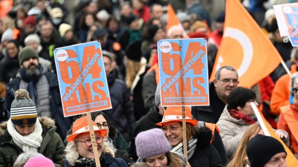 Retraites: le gouvernement tente d'&eacute;teindre la pol&eacute;mique sur les femmes "p&eacute;nalis&eacute;es"