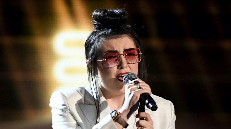Deux mois de prison ferme pour un internaute qui a cyberharcel&eacute; la chanteuse Hoshi