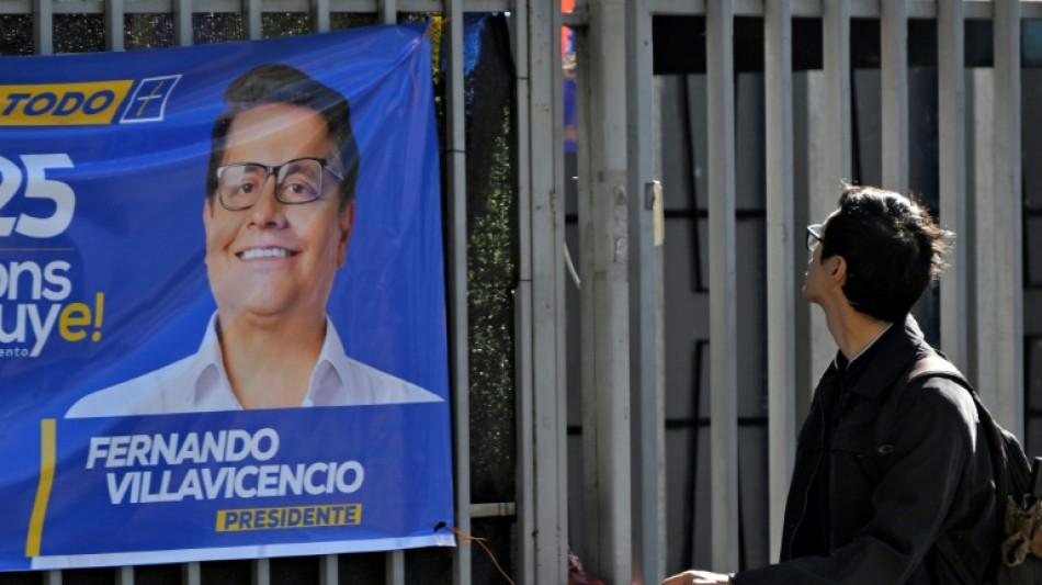 Assassinato de candidato &agrave; Presid&ecirc;ncia causa medo e indigna&ccedil;&atilde;o no Equador