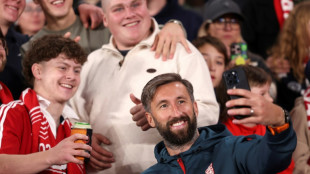 Wrexham chief wants playoff push after promotion to Championship