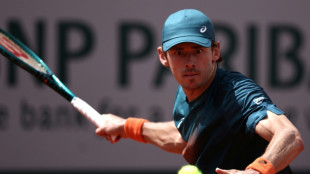 De Minaur blames 'too much tennis' after French Open letdown