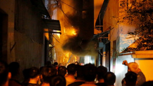 Inc&ecirc;ndio em pr&eacute;dio residencial provoca dezenas de mortes em Han&oacute;i