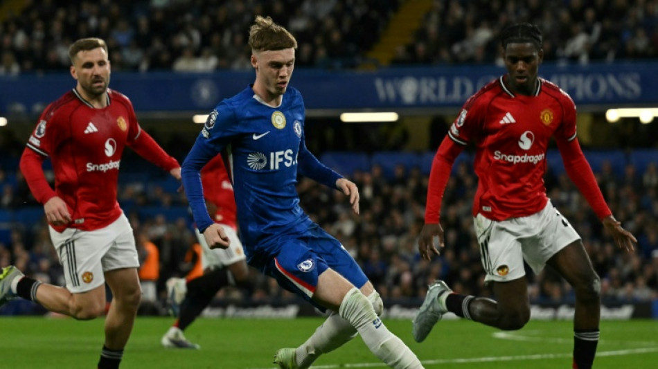 Angleterre: Chelsea l&acirc;che prise, Tottenham encore frustr&eacute;&nbsp;