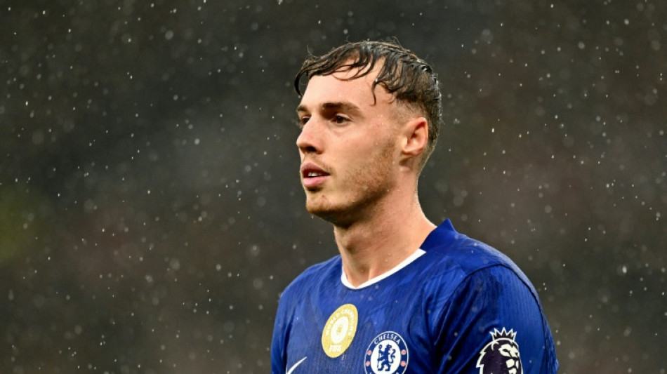 Cole Palmer ficará afastado por mais seis semanas devido à lesão