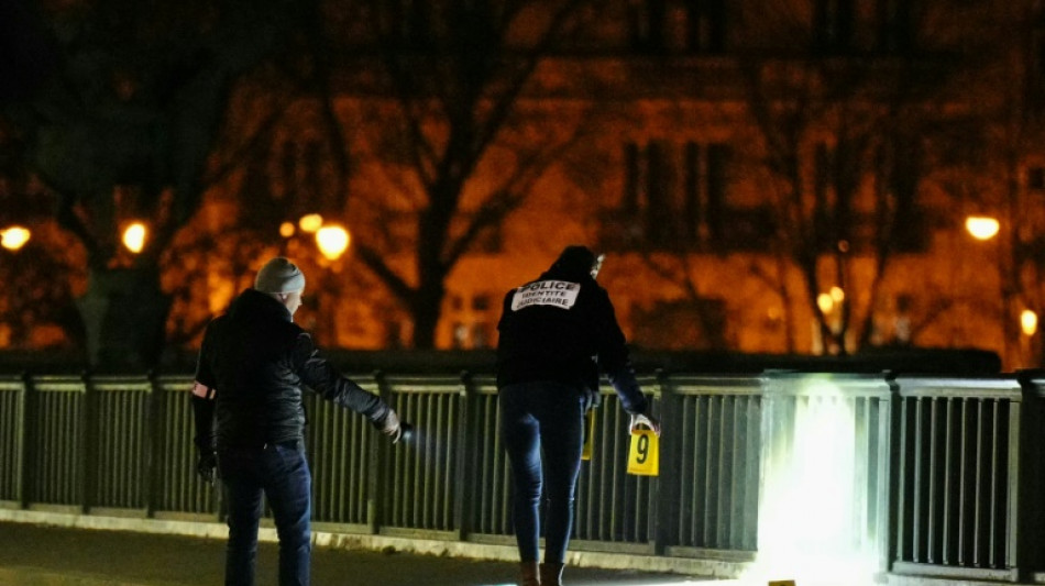 L'assaillant du pont de Bir-Hakeim, un converti &agrave; l'islam radical avec des troubles psychiatriques