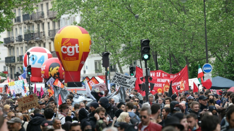 Les menaces sur l'emploi et sur la paix au coeur des cort&egrave;ges du 1er-Mai