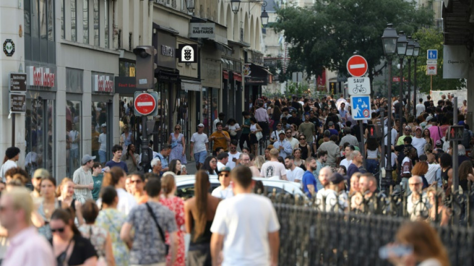 F&ecirc;te de la musique: forte affluence, des piq&ucirc;res et plus de 300 gardes &agrave; vue