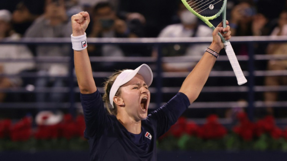 WTA: Krejcikova &eacute;c&oelig;ure Swiatek &agrave; Duba&iuml; et entre dans l'histoire du tennis