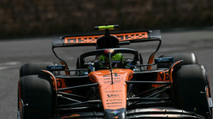 Auftakt in Baku: Norris schlägt Piastri