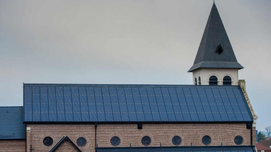 Panneaux solaires: le gouvernement appelle les B&acirc;timents de France &agrave; l'ouverture