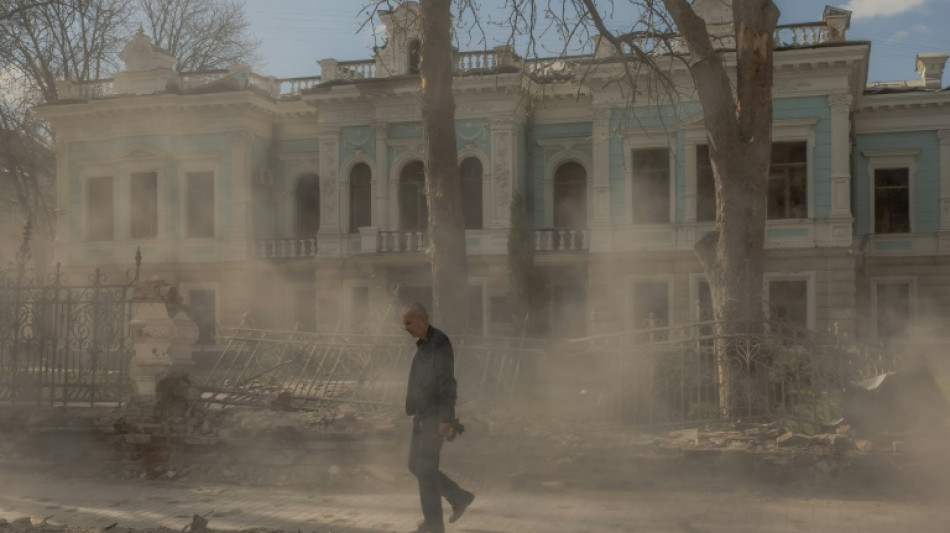 Kiev evacua vilarejos na regi&atilde;o fronteiri&ccedil;a de Sumy, temendo ofensiva russa