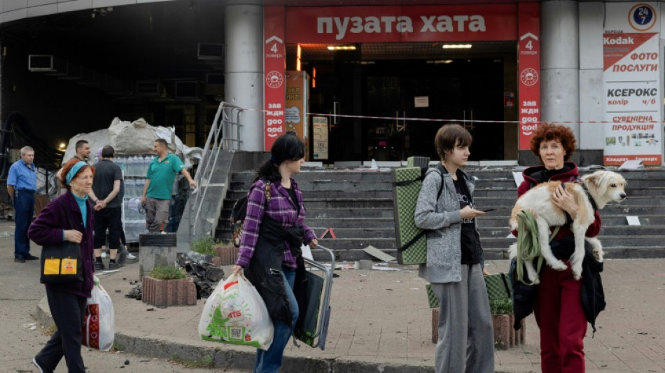 Dos muertos en Kiev en nueva oleada de drones y misiles rusos