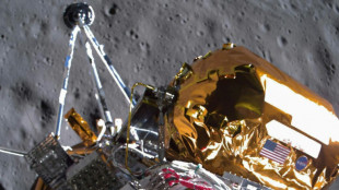 US lunar lander still operating despite previous battery warning