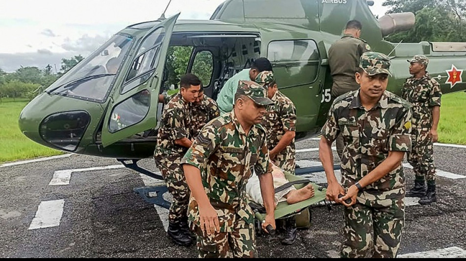 Inondations et glissements de terrain au Népal et en Inde: au moins 60 morts