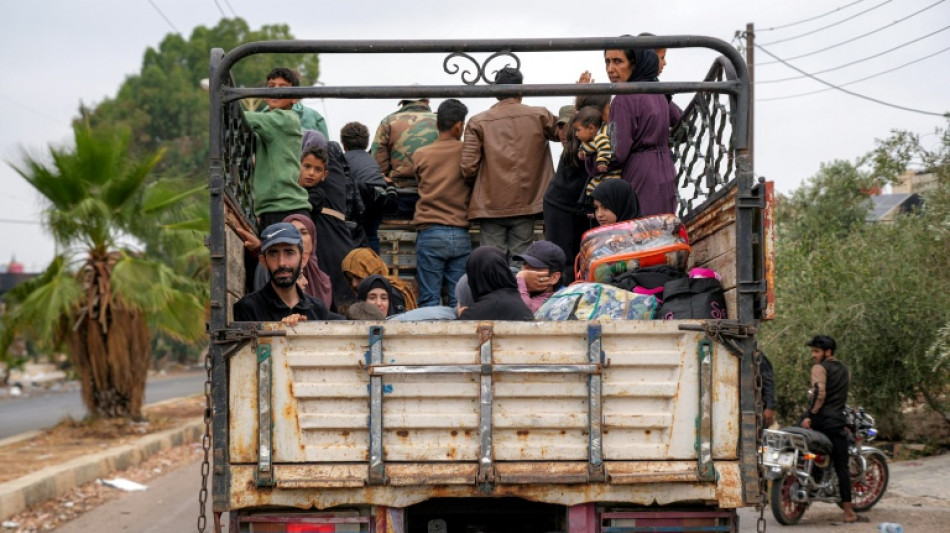 Syria evacuates Bedouin from Druze-majority Sweida as ceasefire holds