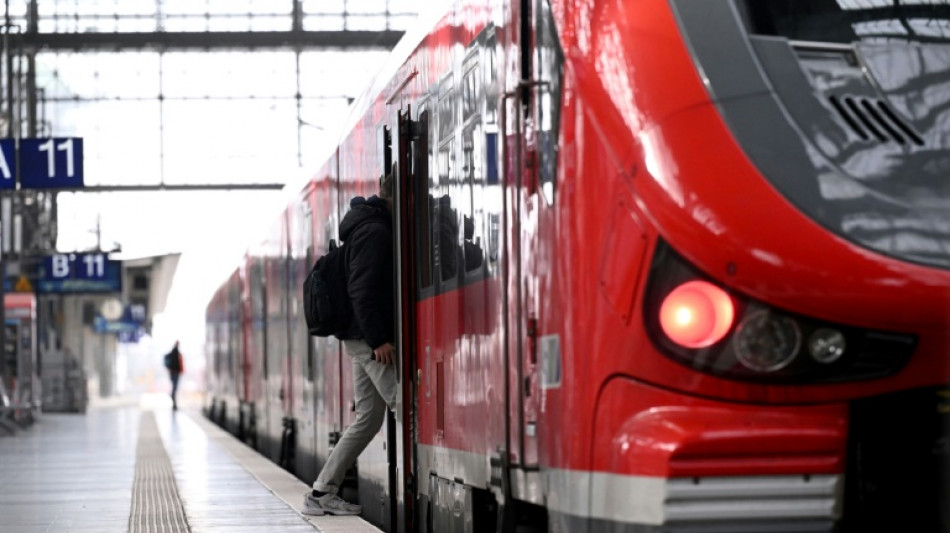 Deutschlandticket: Schnieder erw&auml;gt Kopplung von Preis an Inflationsrate