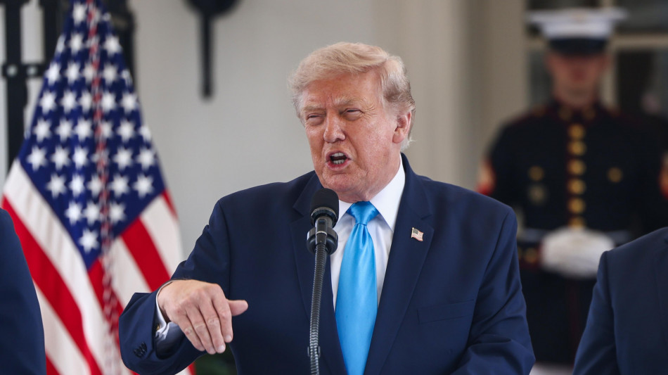 Trump, 'con l'Iran c'&egrave; l'accordo su Hormuz, ce ne sar&agrave; uno sul nucleare'
