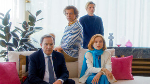 Isabelle Huppert, 'Donna più ricca del mondo' con la gioia di vivere