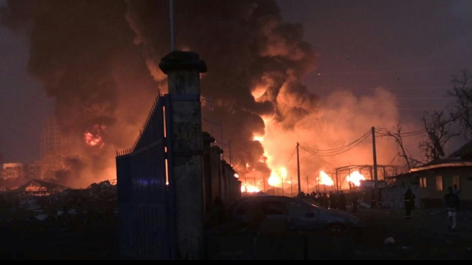 Guin&eacute;e: au moins 14 morts et 190 bless&eacute;s apr&egrave;s l'incendie d'un d&eacute;p&ocirc;t d'hydrocarbures &agrave; Conakry