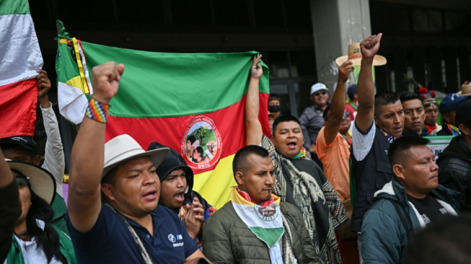 Milhares de indígenas chegam a Bogotá para marchar em apoio ao governo