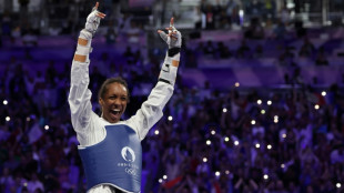 Alth&eacute;a Laurin en or, premier titre olympique pour le taekwondo fran&ccedil;ais