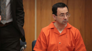 Ex-m&eacute;dico condenado por agress&atilde;o sexual a ginastas &eacute; esfaqueado em pris&atilde;o nos EUA
