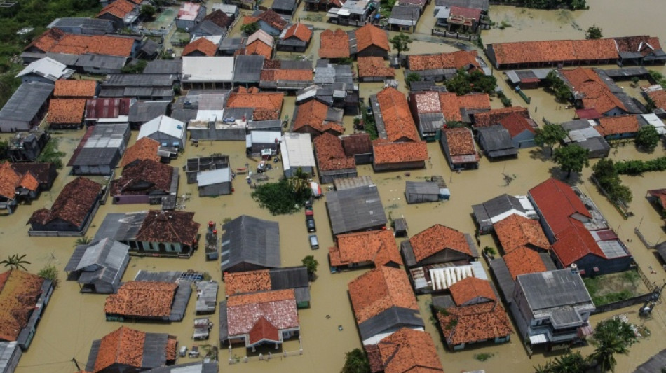 L'Indon&eacute;sie ensemence les nuages pour tenter d'endiguer les inondations &agrave; Jakarta