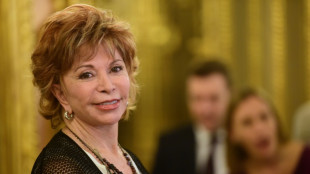 Escritora Isabel Allende integra misi&oacute;n de EEUU a asunci&oacute;n de Boric en Chile
