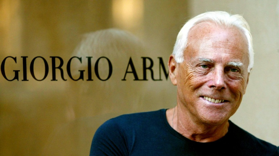 Milan rend hommage au "roi" Armani
