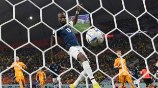 Ecuador planta cara a Pa&iacute;ses Bajos y se acerca a la clasificaci&oacute;n