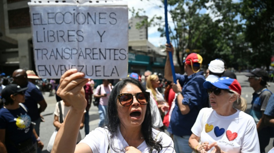 Gobierno y oposici&oacute;n en Venezuela pactan una reforma judicial y recuperar oro retenido en Londres
